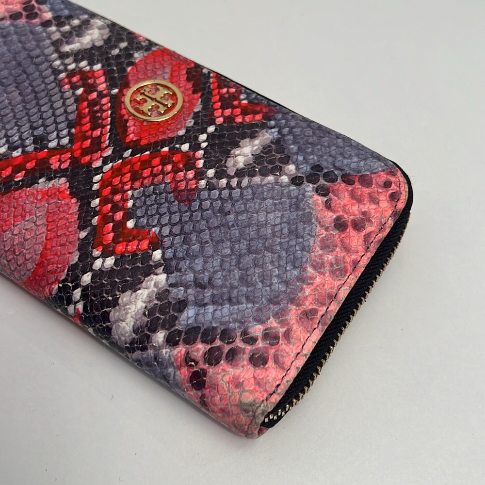 Tory Burch Python Print Leather Wallet 7.5” X 4” … - image 8